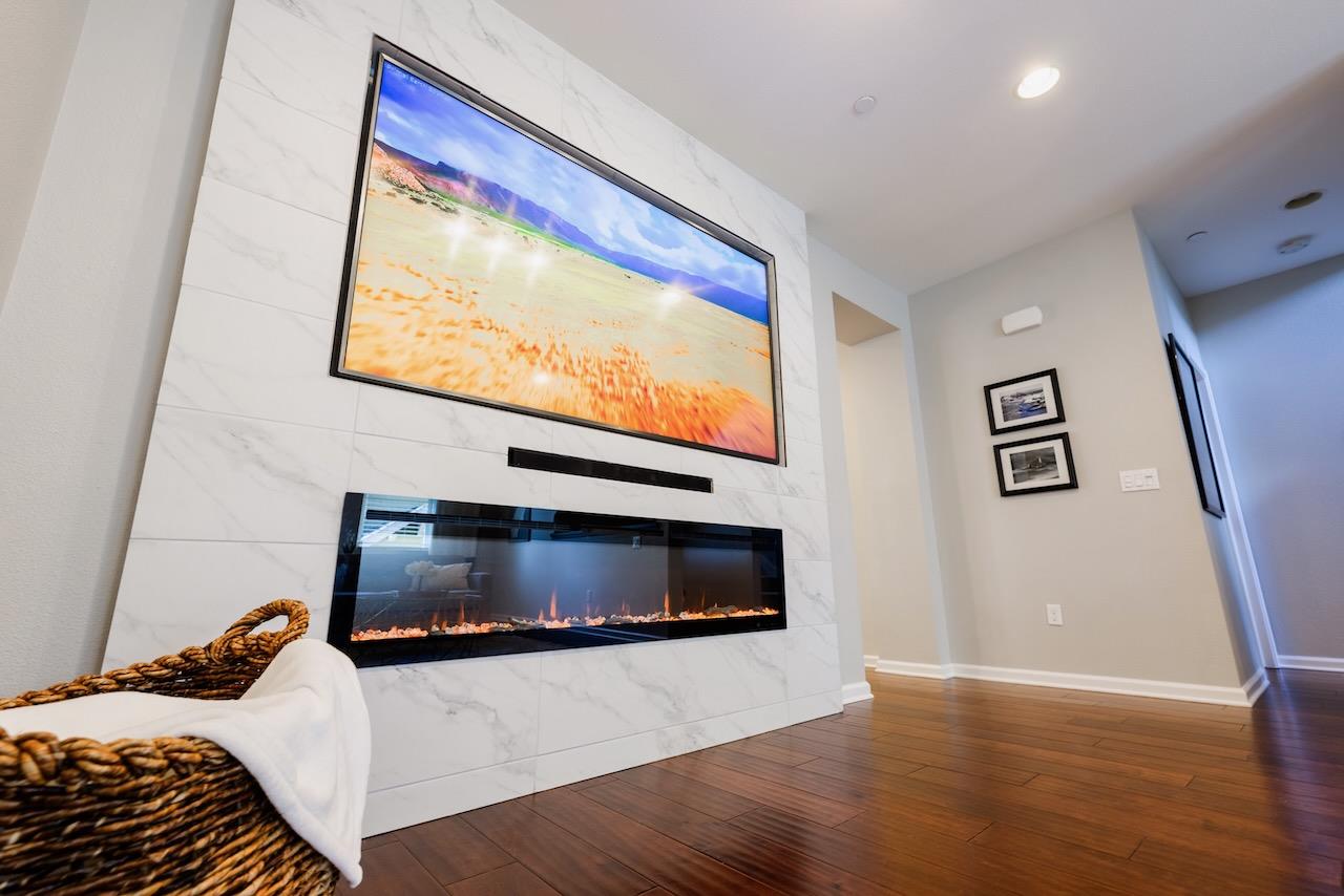 237 Bluebonnet LN 302