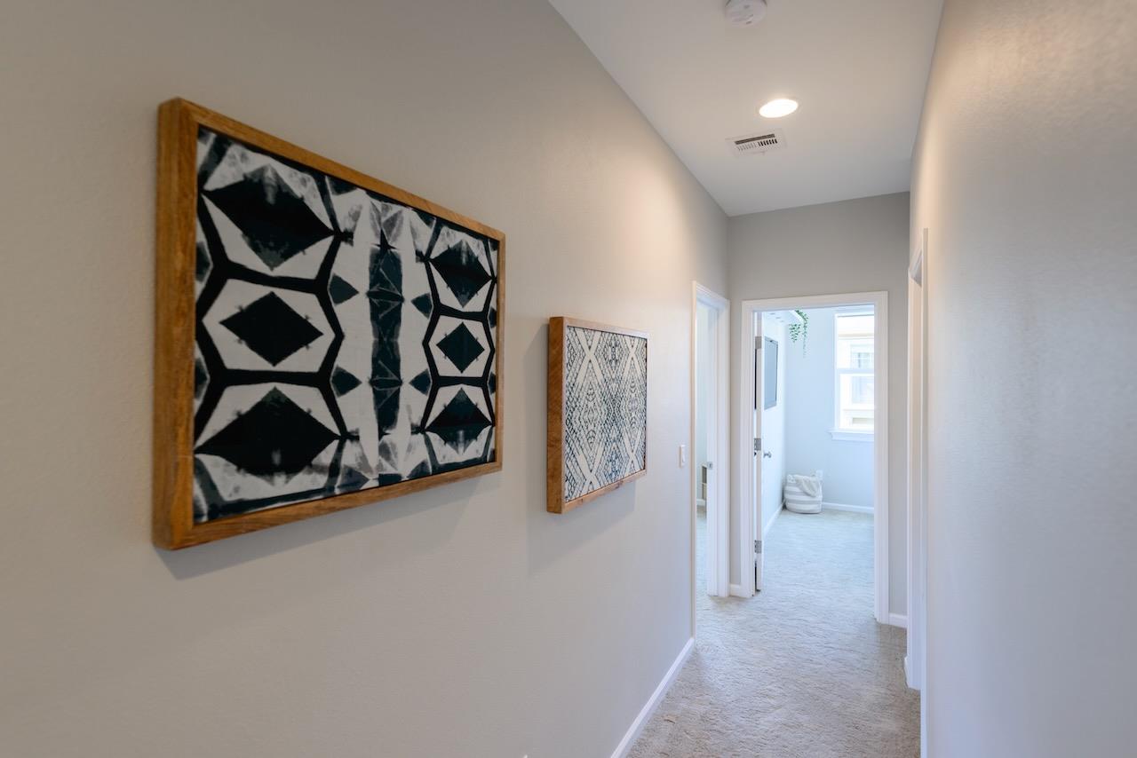 237 Bluebonnet LN 302