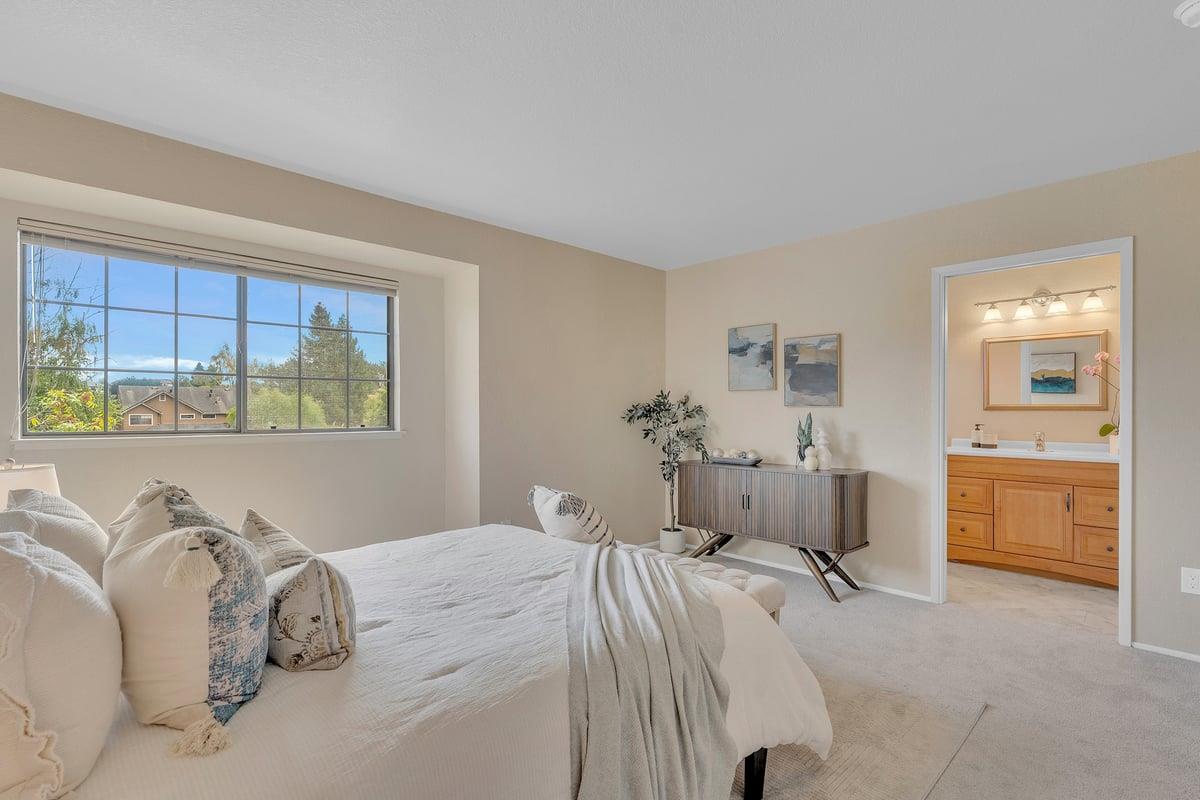 19 Winding Way