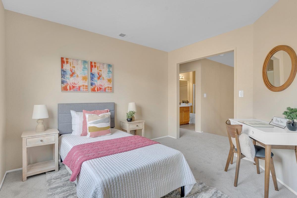 19 Winding Way