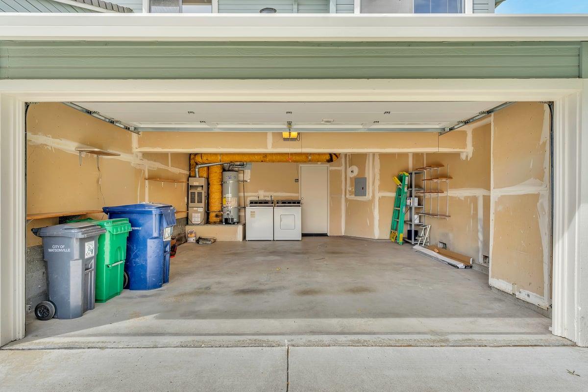 19 Winding Way