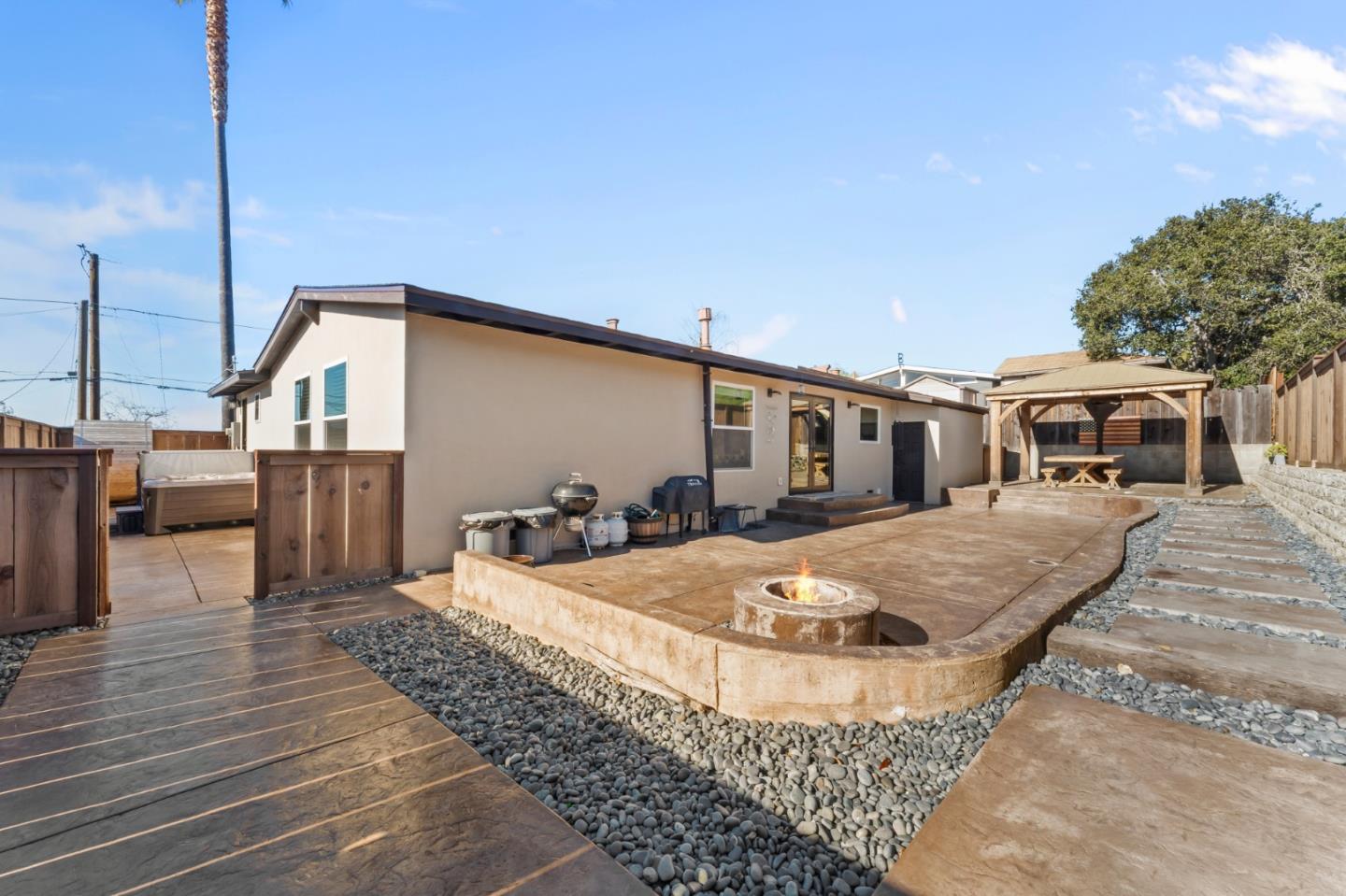 1106 Buena Street