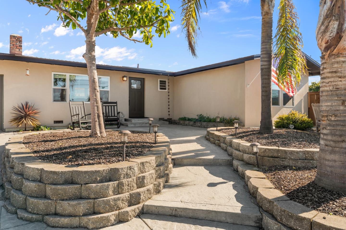 1106 Buena Street