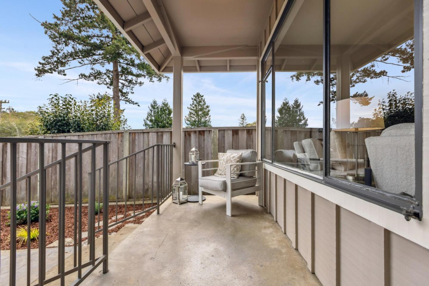 602 Alameda De Las Pulgas