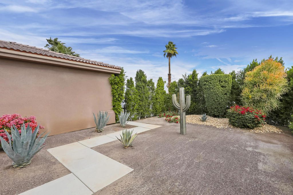 31715 Avenida Alvera