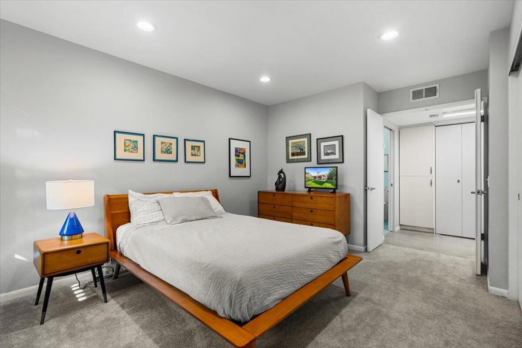 72302 Merry Vale Way