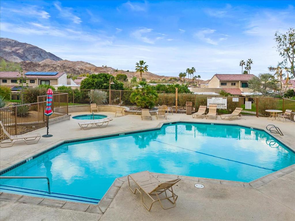 72302 Merry Vale Way