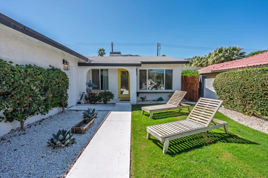 52905 Avenida Martinez