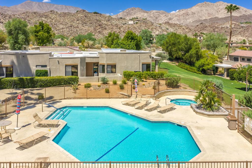 72302 Merry Vale Way