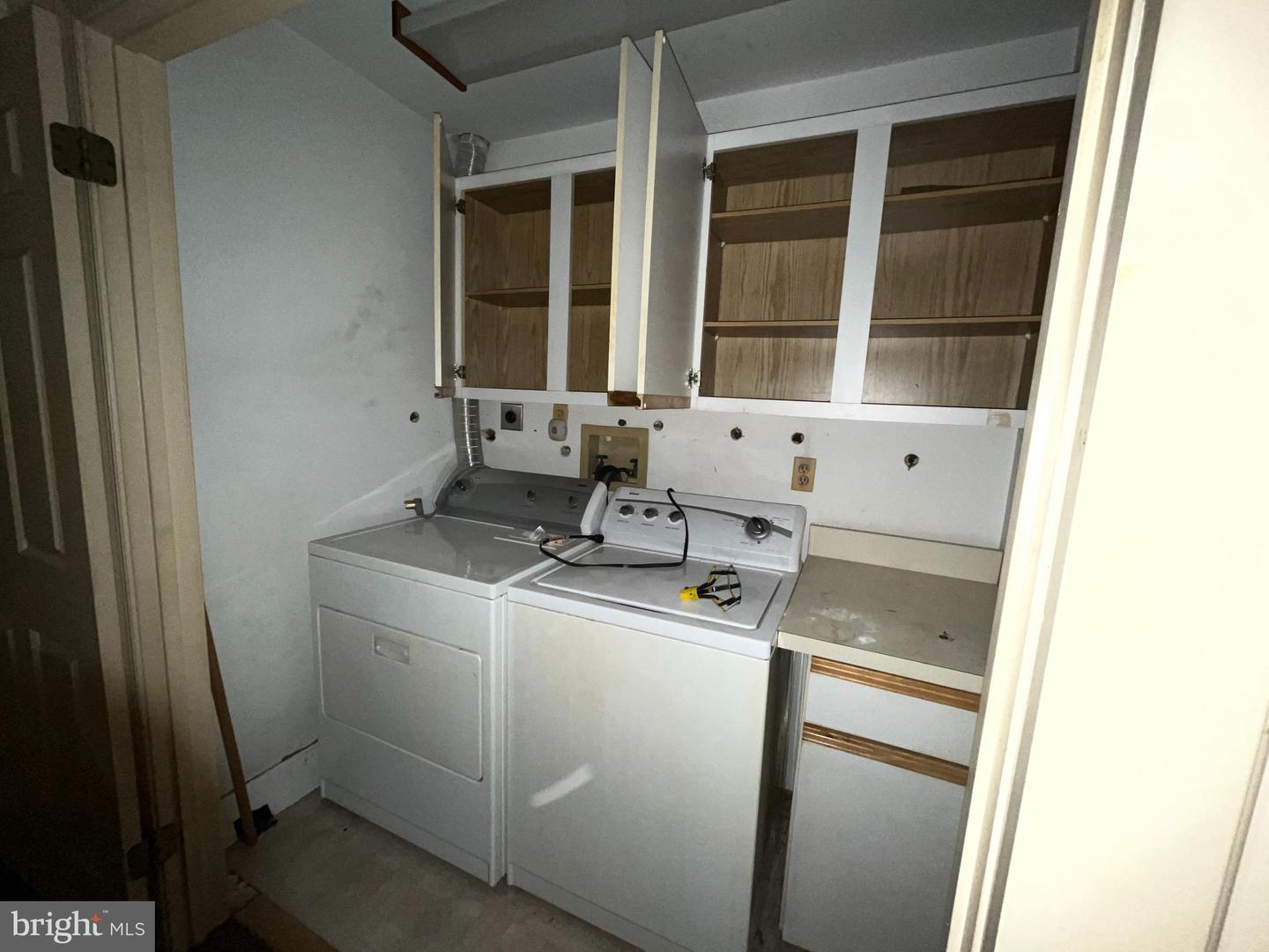301 G STREET NE Unit: 23