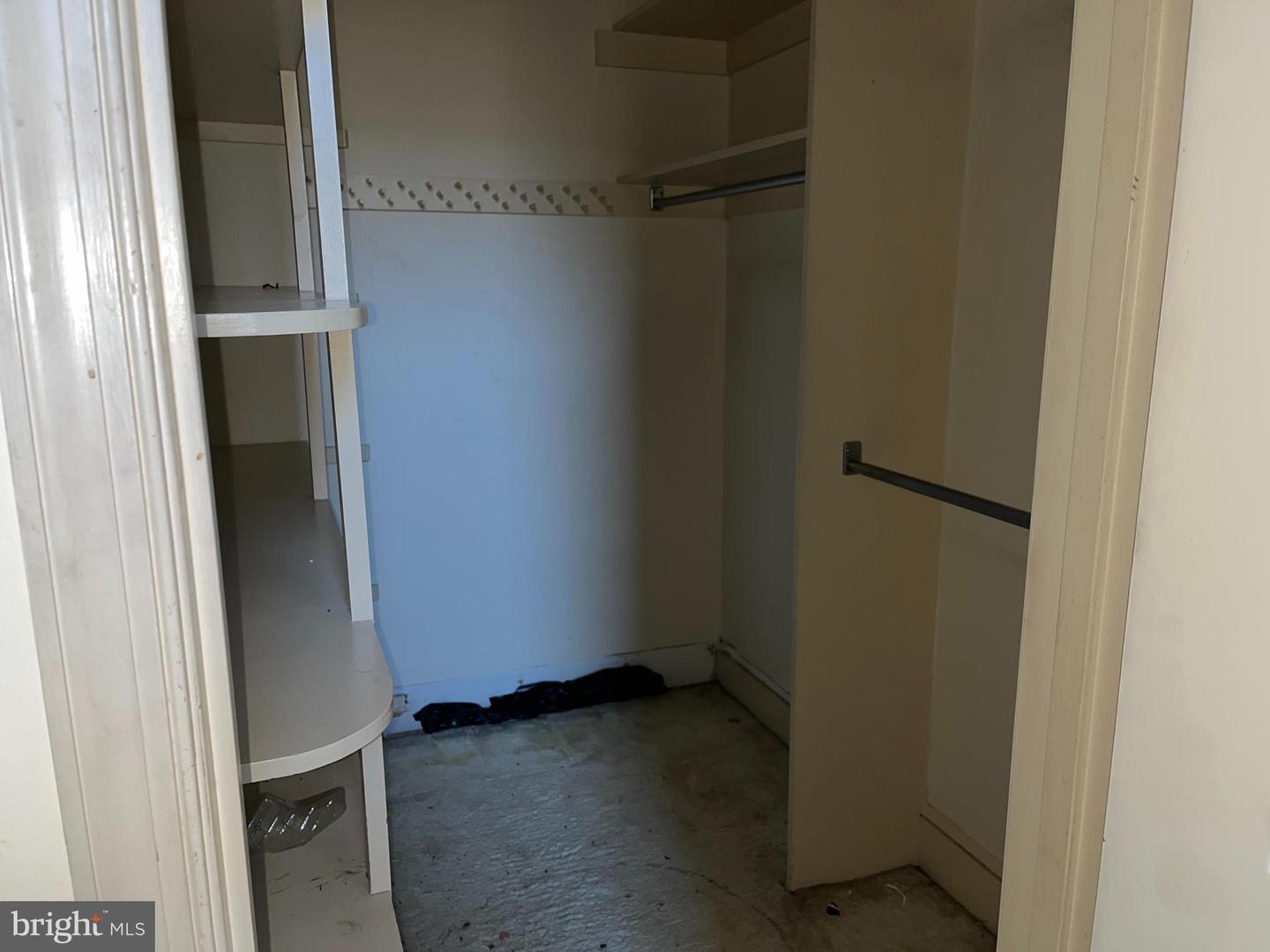 301 G STREET NE Unit: 23