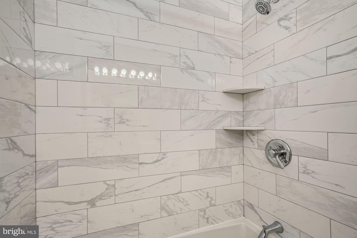 3051 IDAHO AVENUE NW Unit: 102