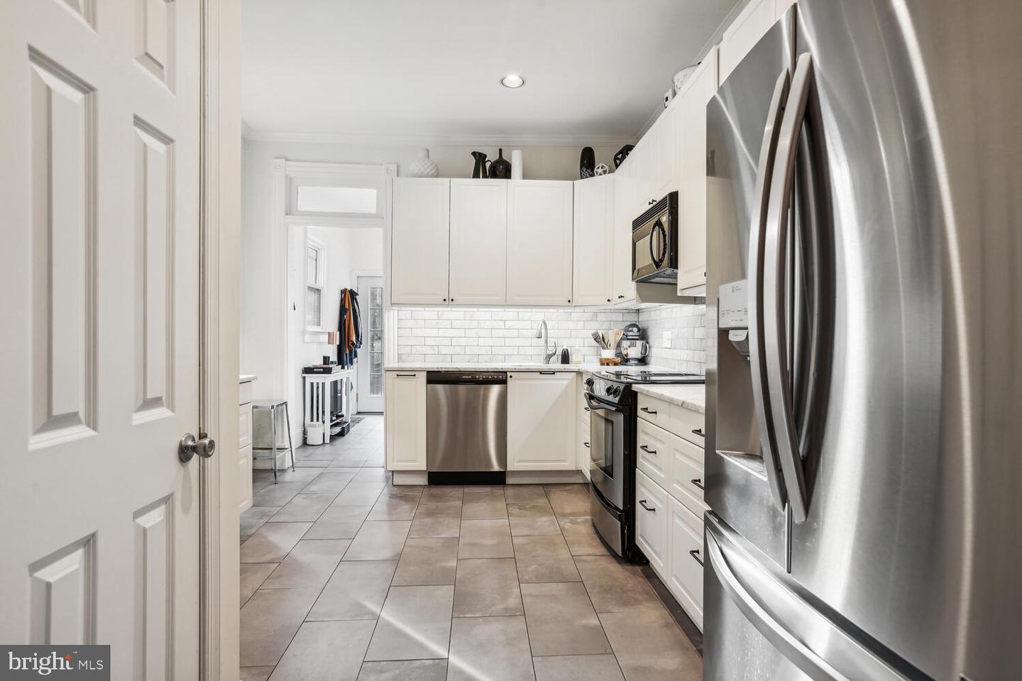 726 3RD STREET NE
