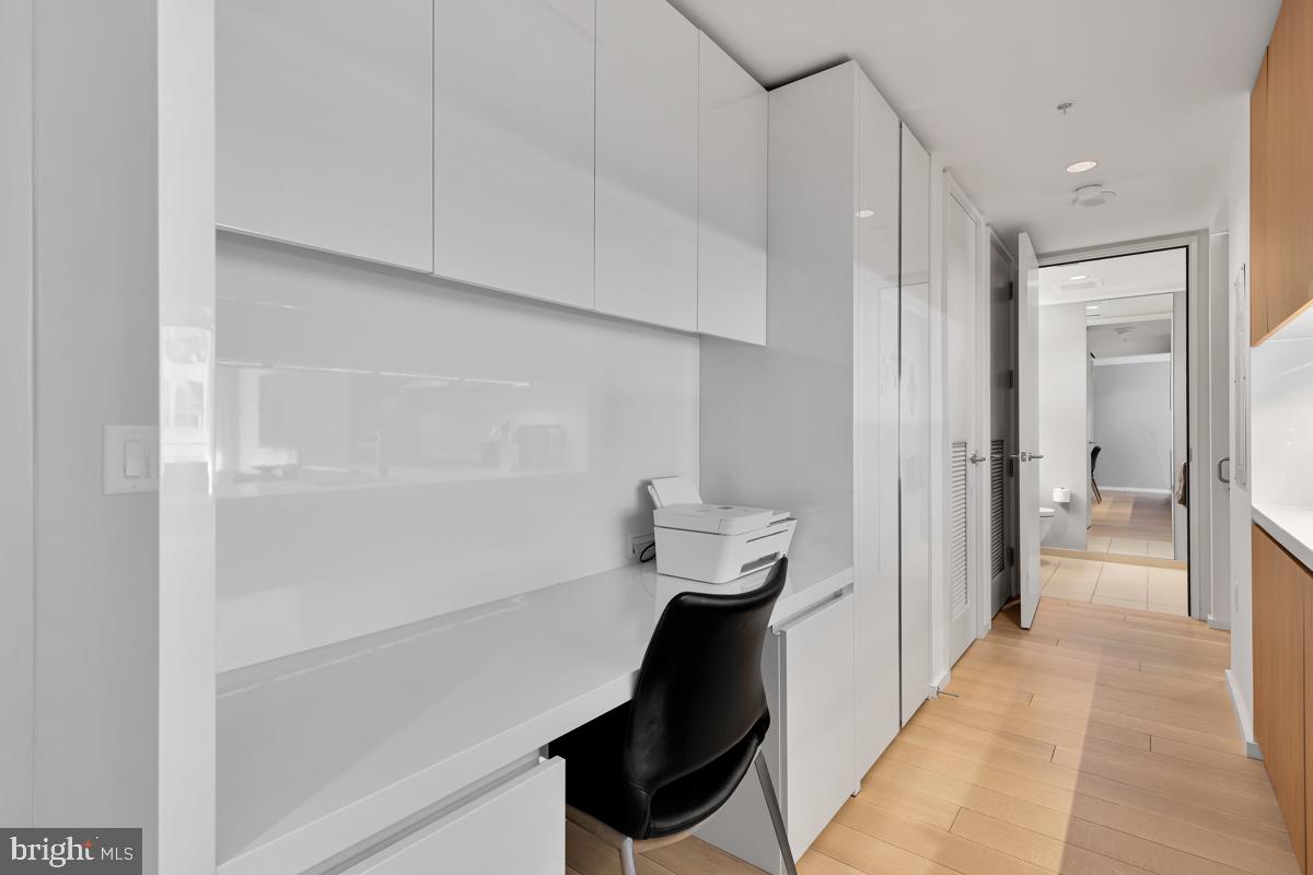 925 H STREET NW Unit: 709