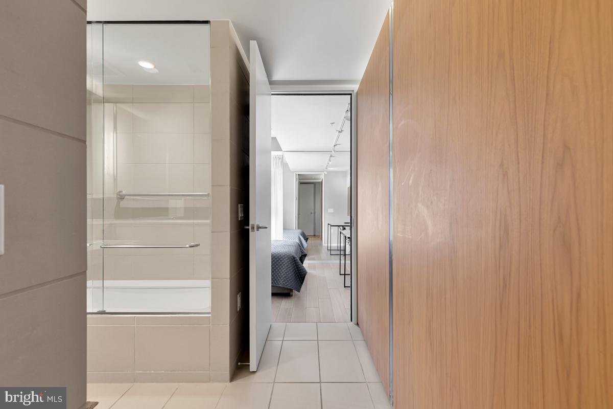 925 H STREET NW Unit: 709