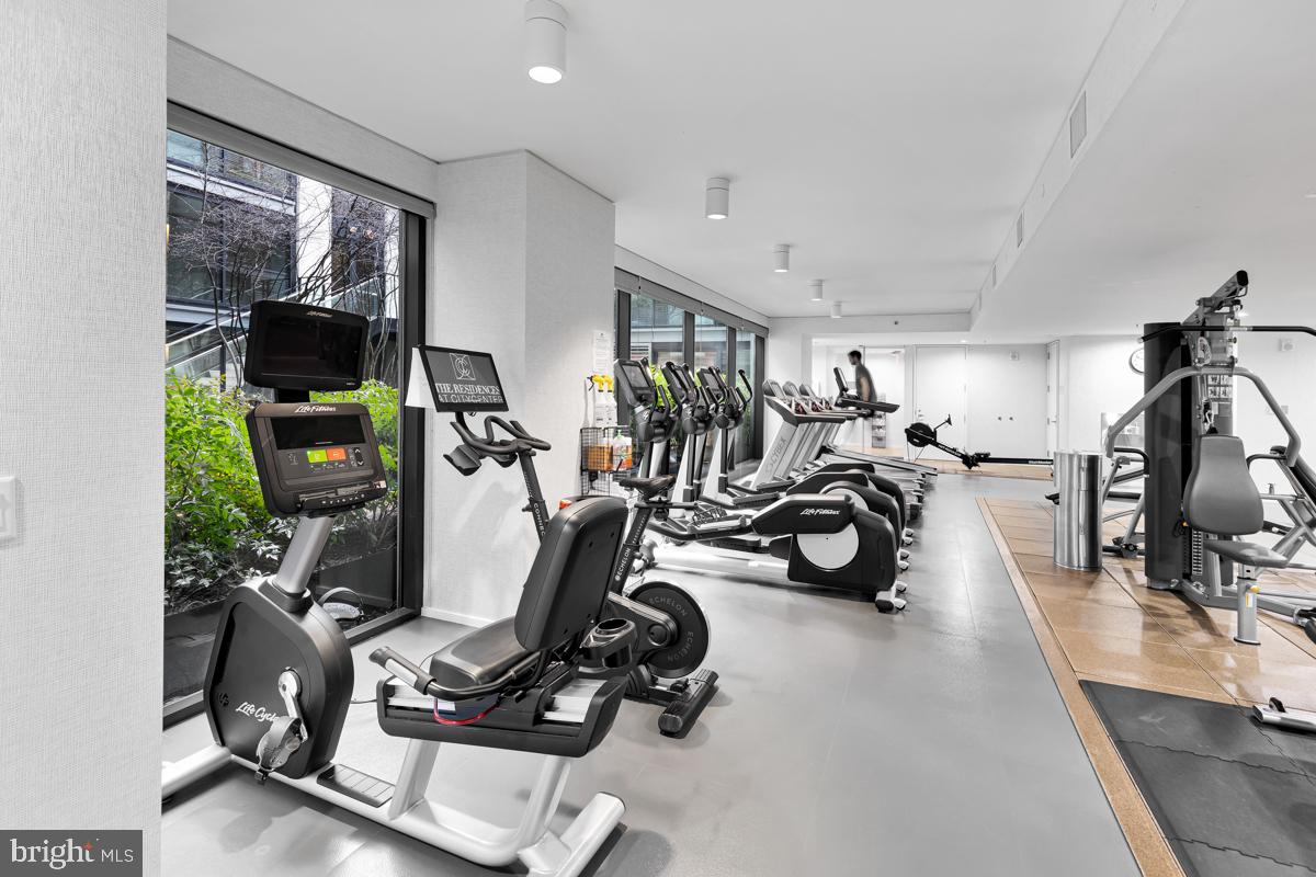 925 H STREET NW Unit: 709