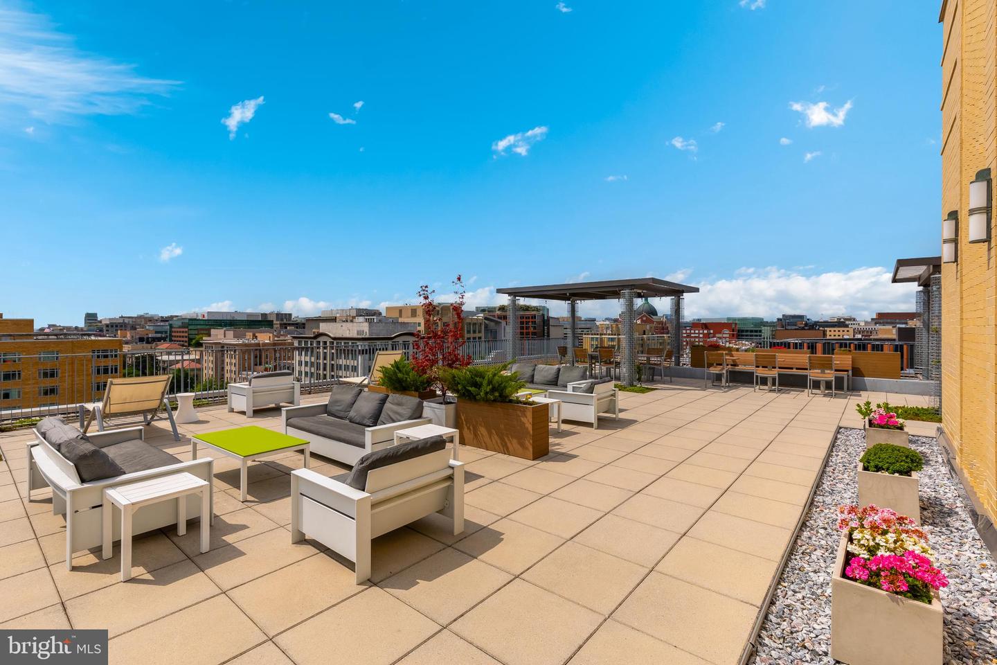 1 Scott CIRCLE NW Unit: 618
