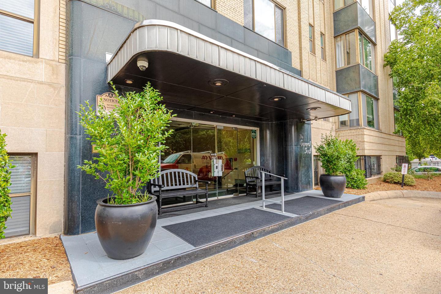 1 Scott CIRCLE NW Unit: 618