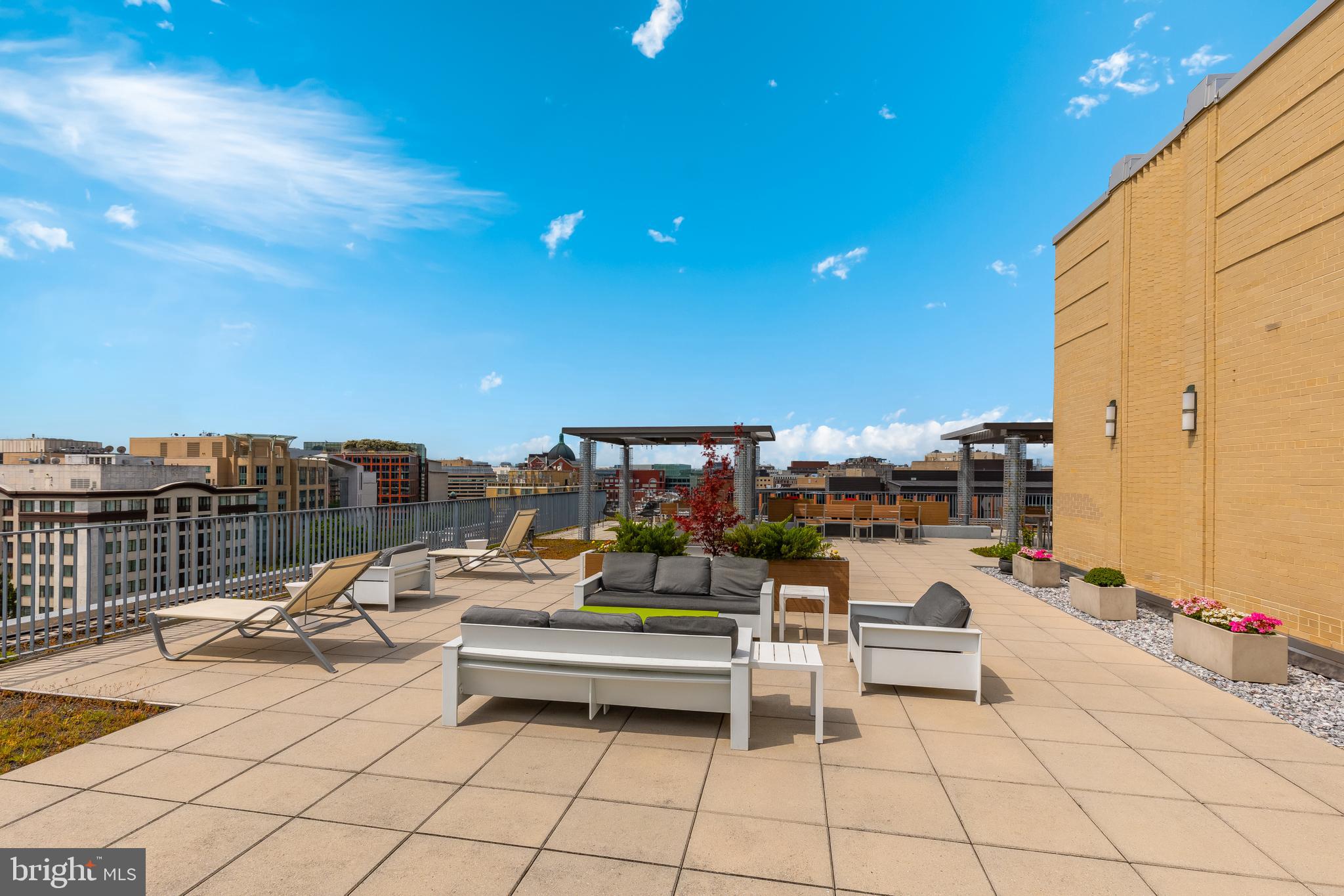 1 Scott CIRCLE NW Unit: 618