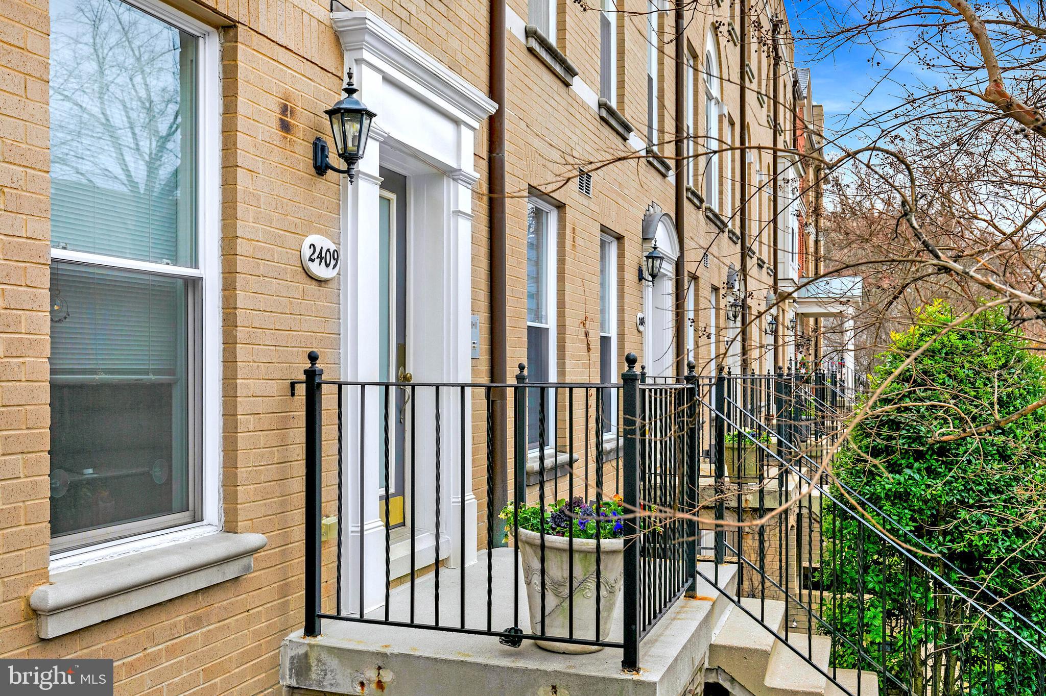 2409 20th St NW #1093