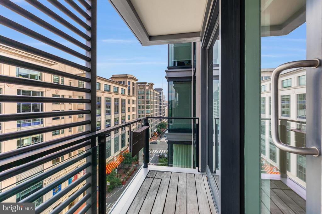 920 I STREET NW Unit: 812