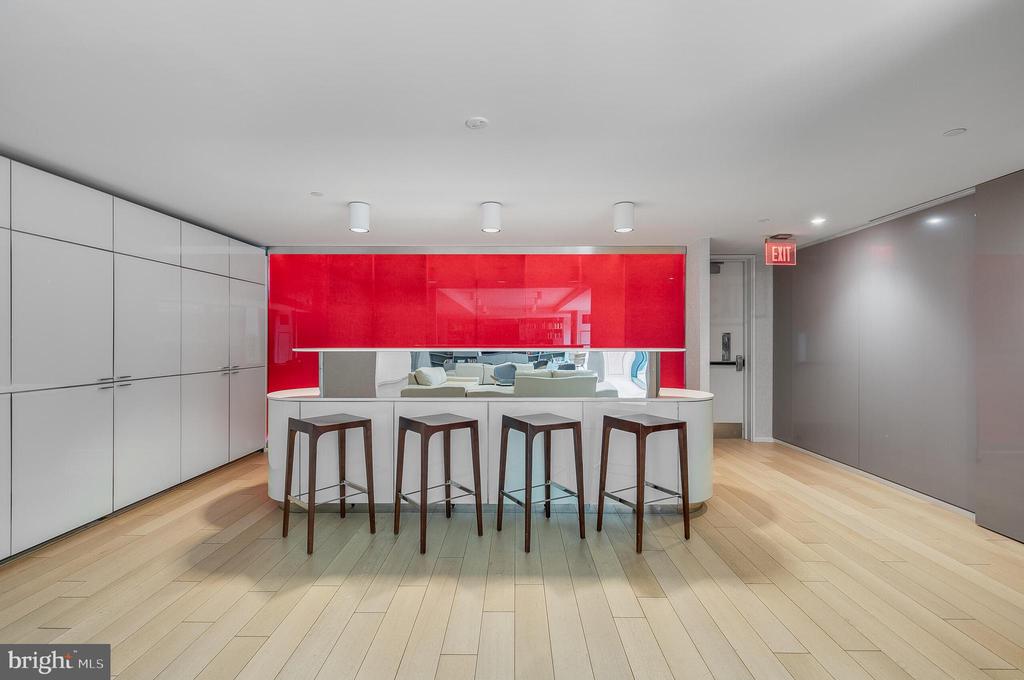 920 I STREET NW Unit: 812