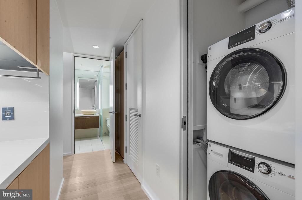 920 I STREET NW Unit: 812