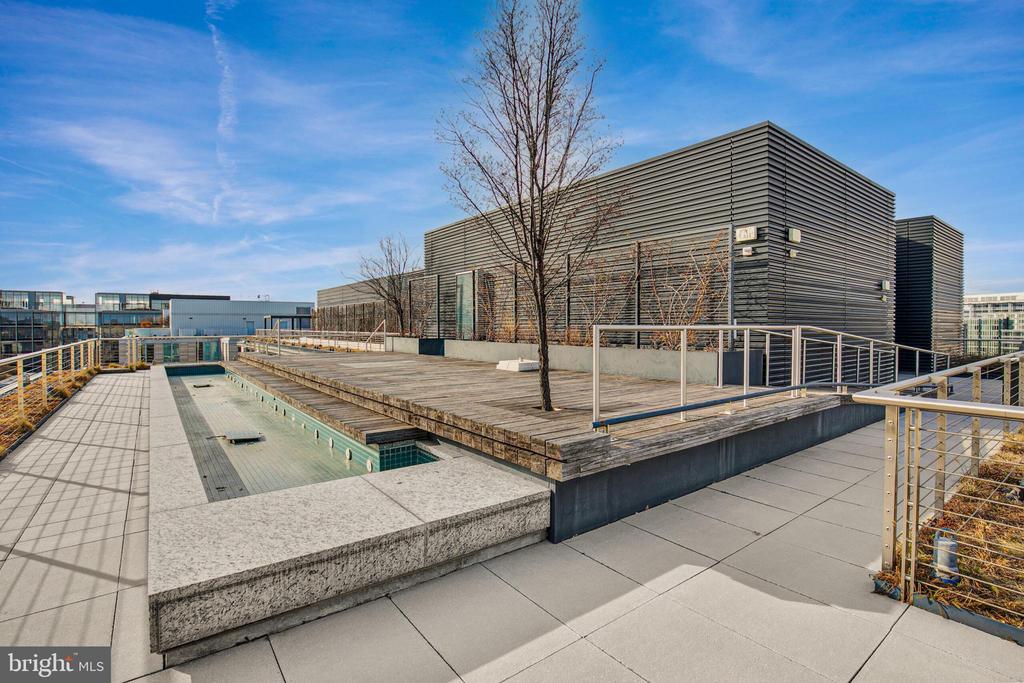 920 I STREET NW Unit: 812