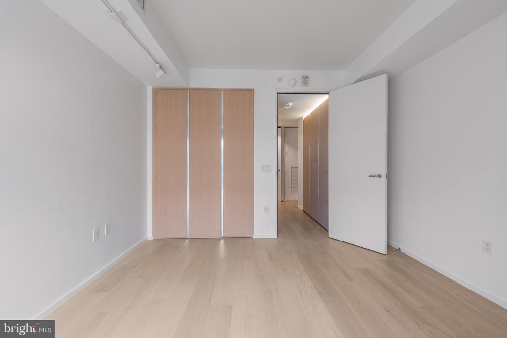 920 I STREET NW Unit: 812