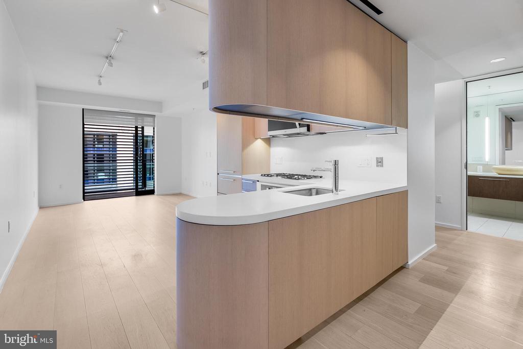 920 I STREET NW Unit: 812