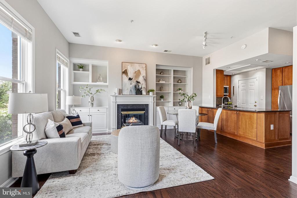 2407 20TH STREET NW Unit: 1096