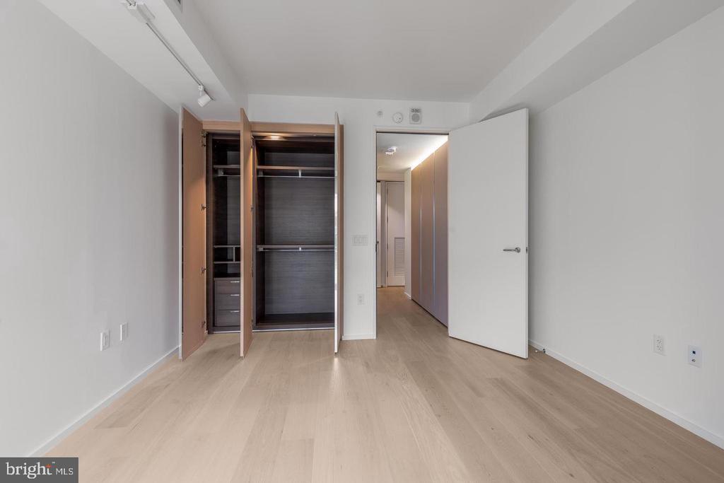 920 I STREET NW Unit: 812