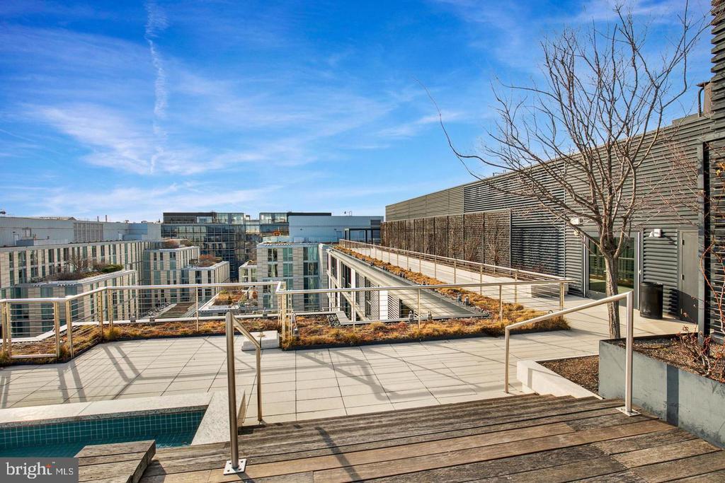 920 I STREET NW Unit: 812