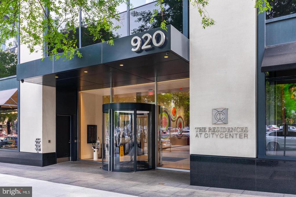 920 I STREET NW Unit: 812