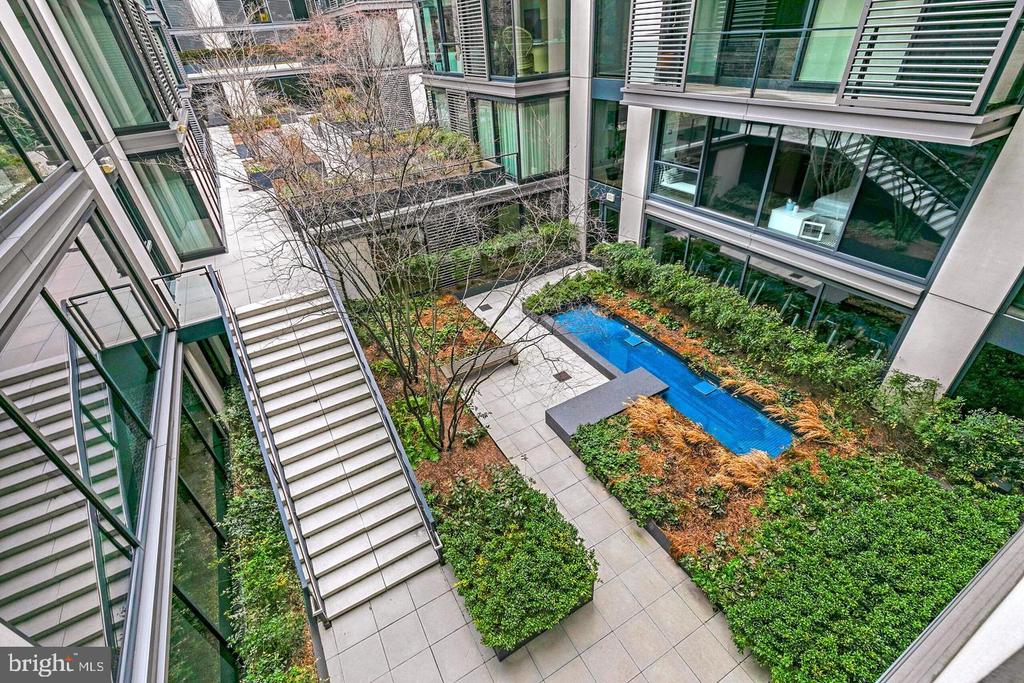 920 I STREET NW Unit: 812