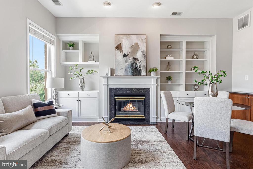 2407 20TH STREET NW Unit: 1096
