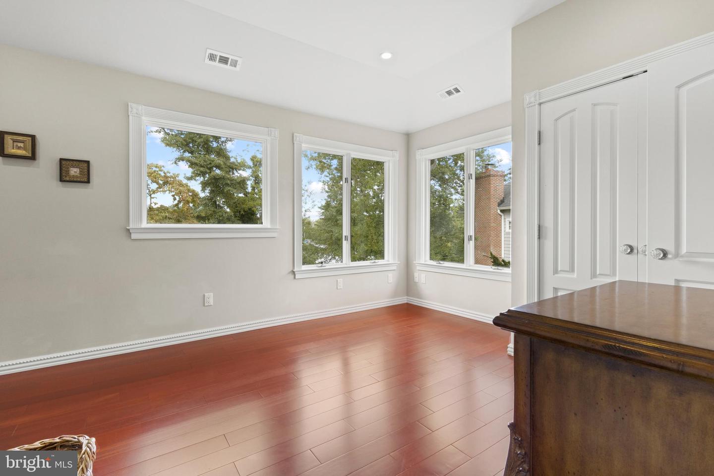 144 ARUNDEL BEACH ROAD
