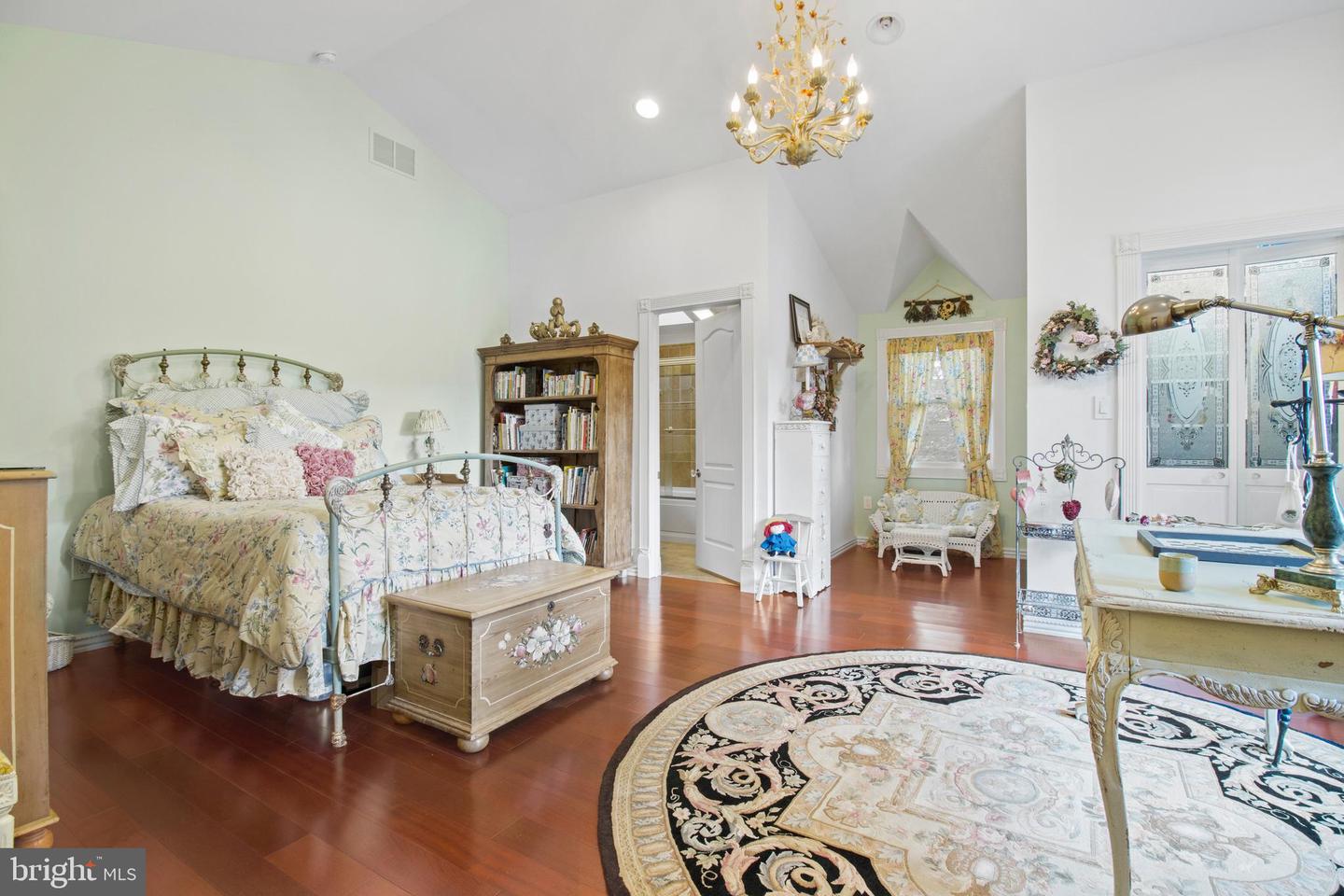 144 ARUNDEL BEACH ROAD