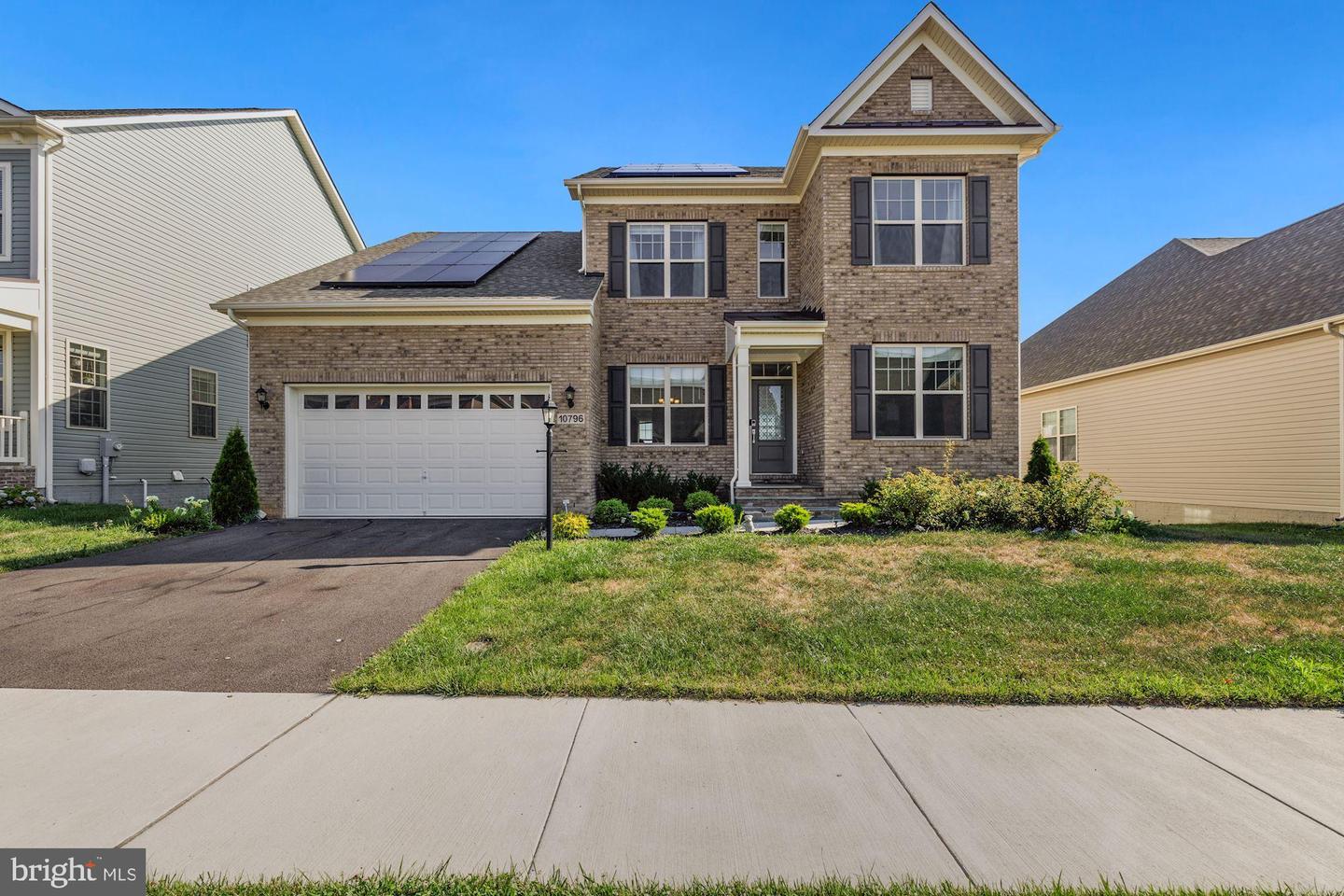 10796 PATHWAY LANE