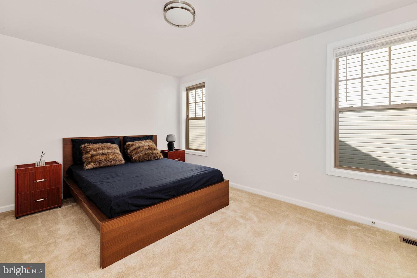 10796 PATHWAY LANE