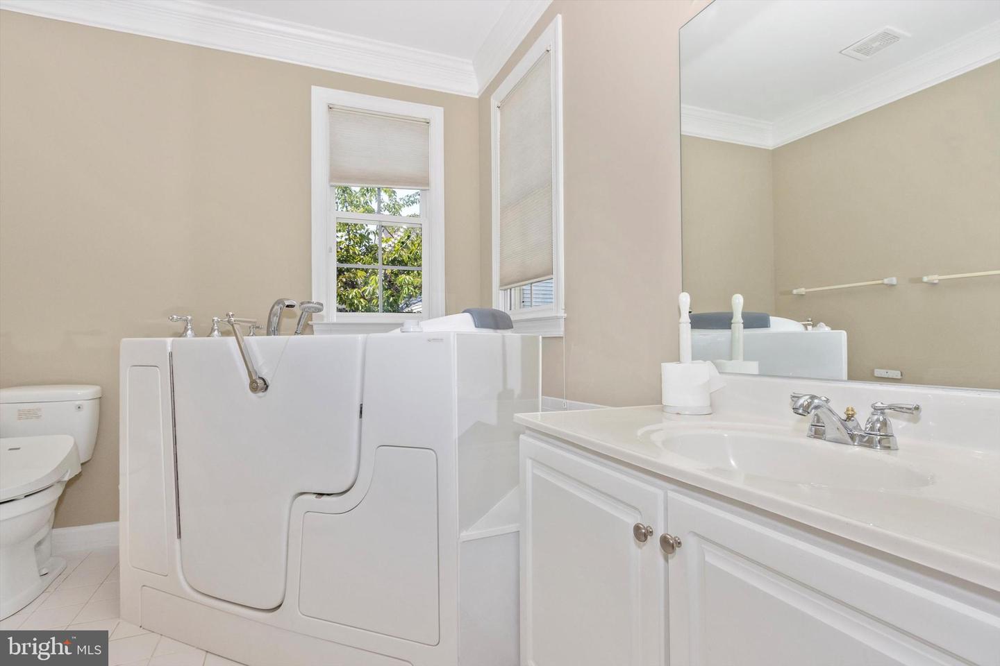 219 CREEK VALLEY LANE