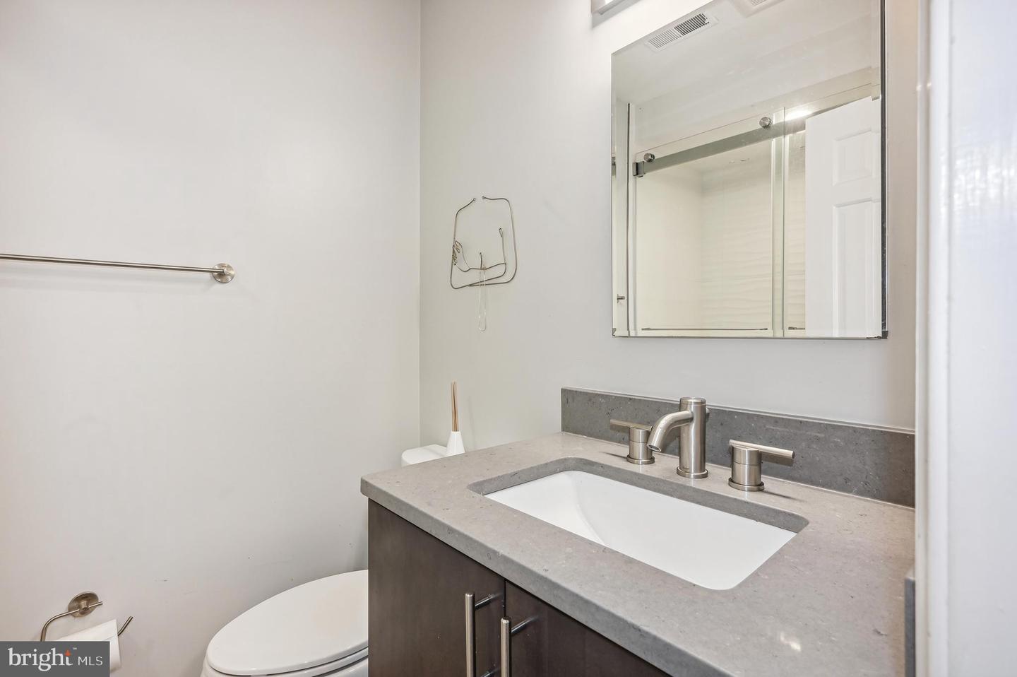 11032 WICKSHIRE WAY Unit: B-2