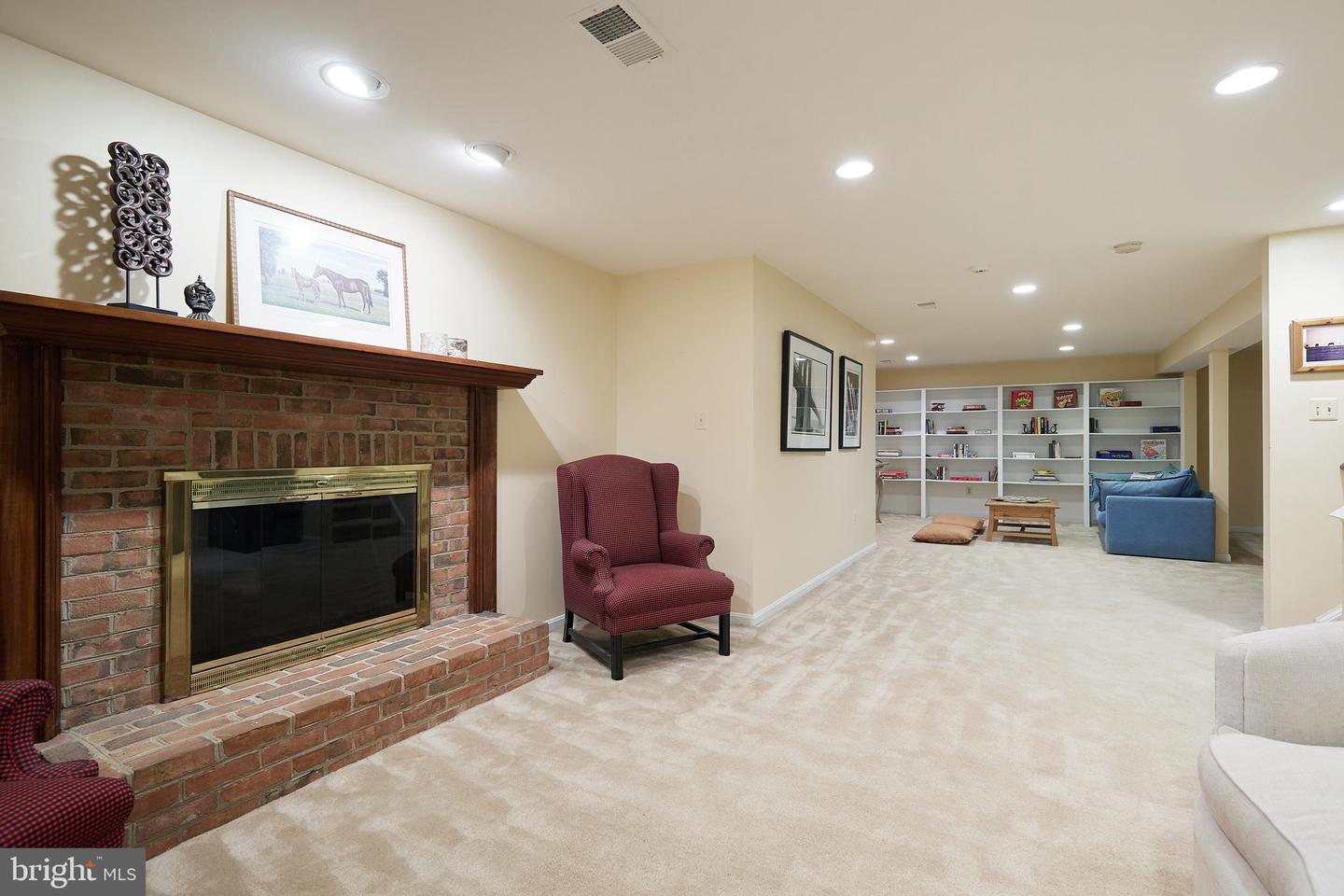 13018 BOSWELL COURT