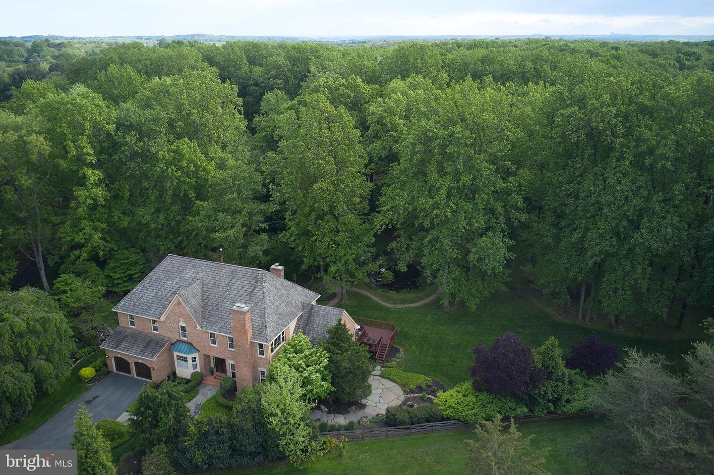 13018 BOSWELL COURT