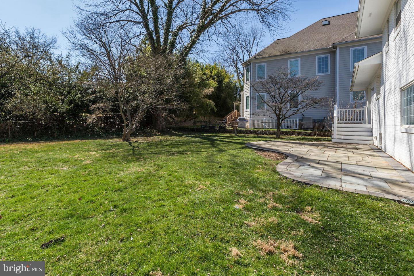 5808 GREENTREE ROAD
