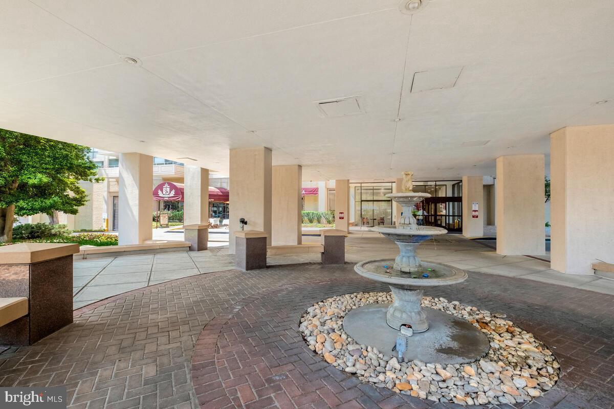 4515 WILLARD AVENUE Unit: 2308S