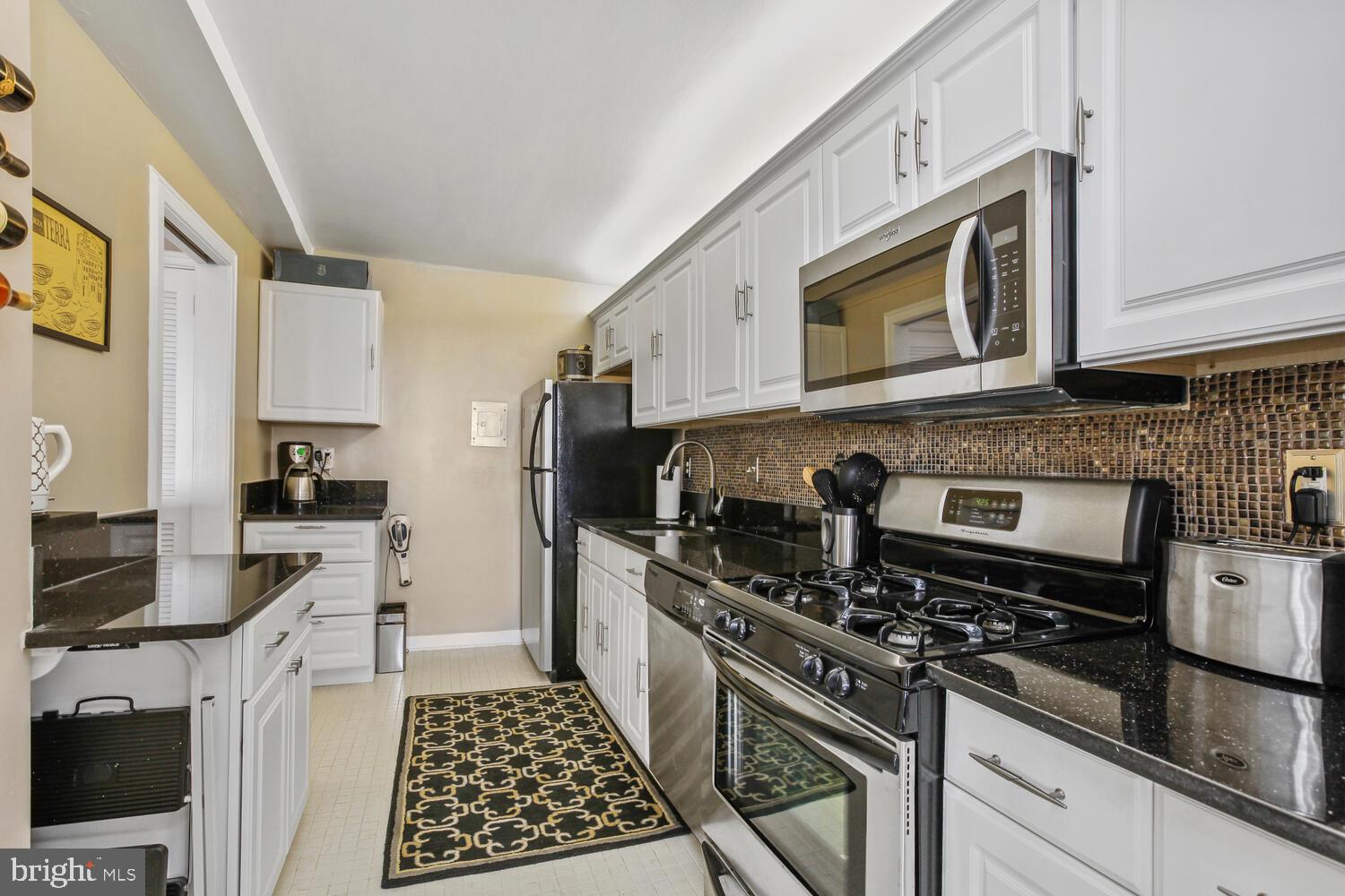 4515 WILLARD AVENUE Unit: 2308S