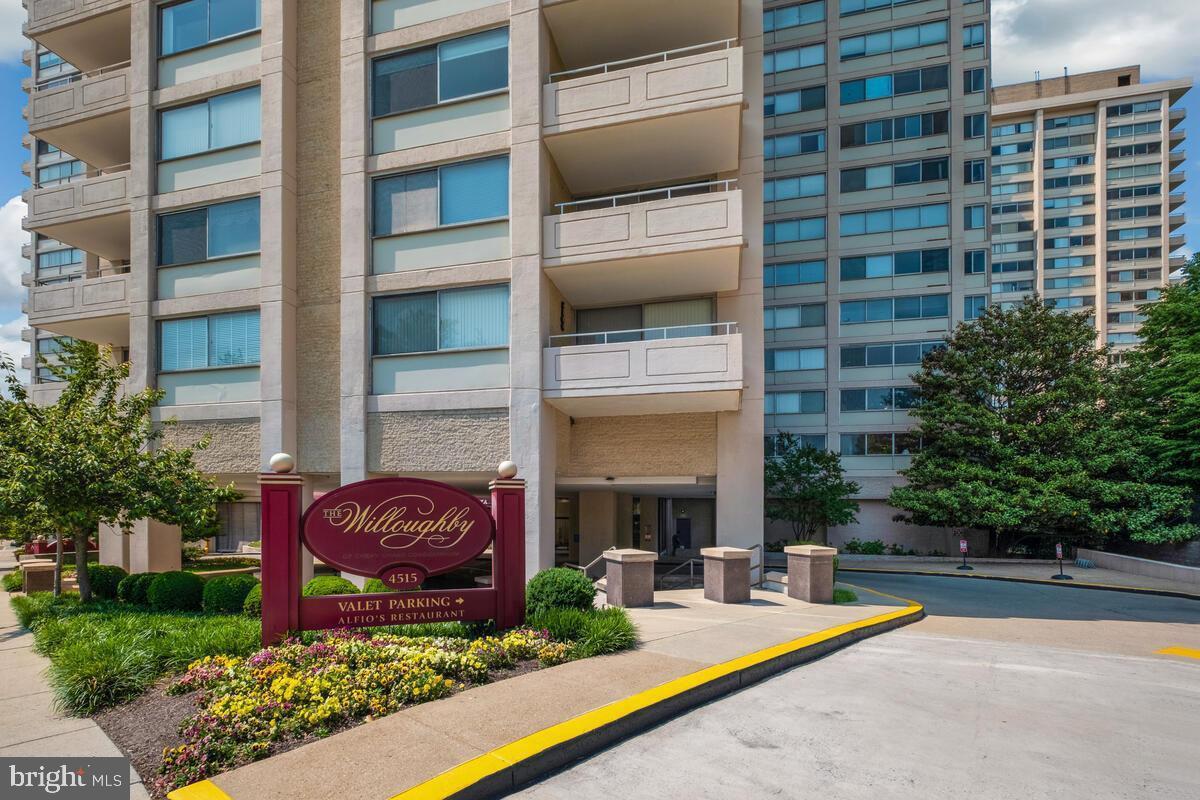 4515 WILLARD AVENUE Unit: 2308S