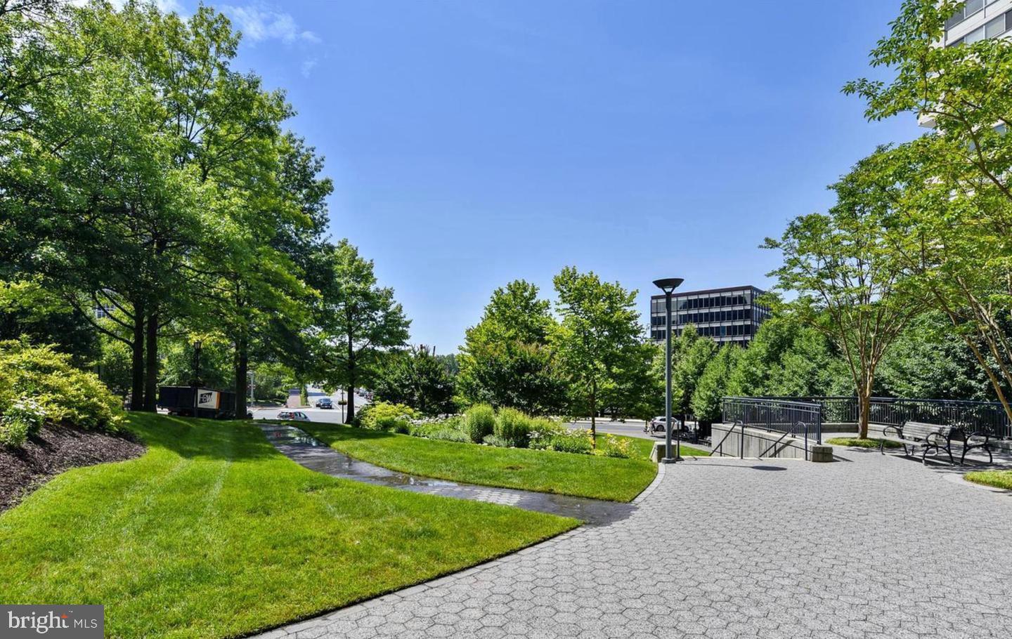 4515 WILLARD AVENUE Unit: 2308S