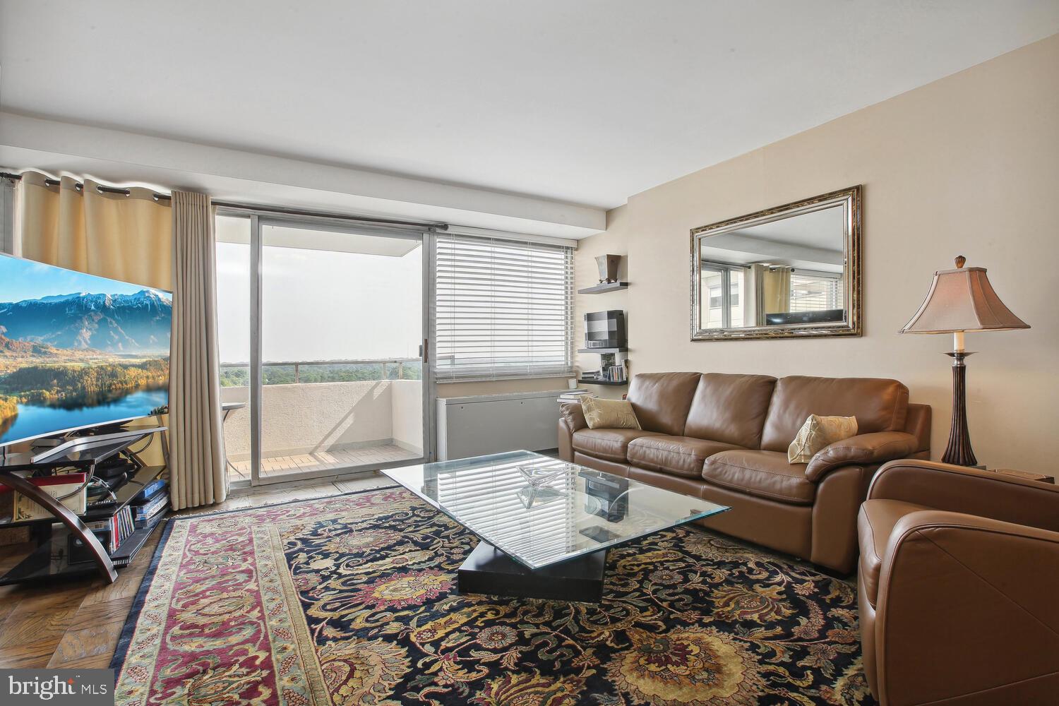 4515 WILLARD AVENUE Unit: 2308S